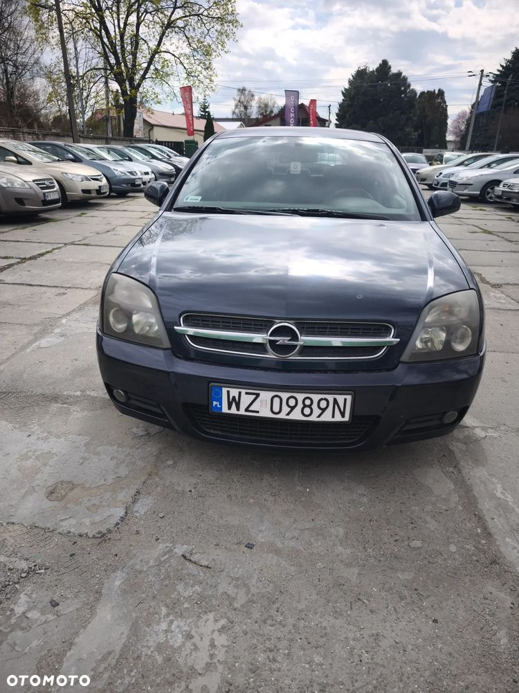 Opel Vectra 2.2 DTI - 1