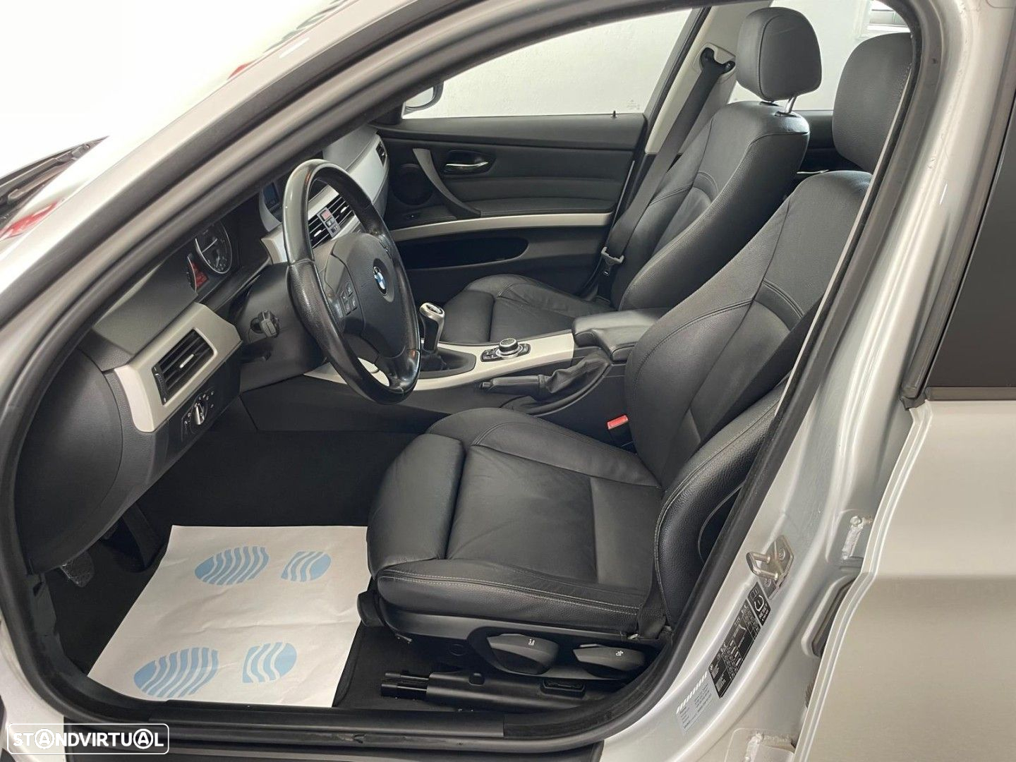 BMW 320 d EfficientDynamics Navigation - 7