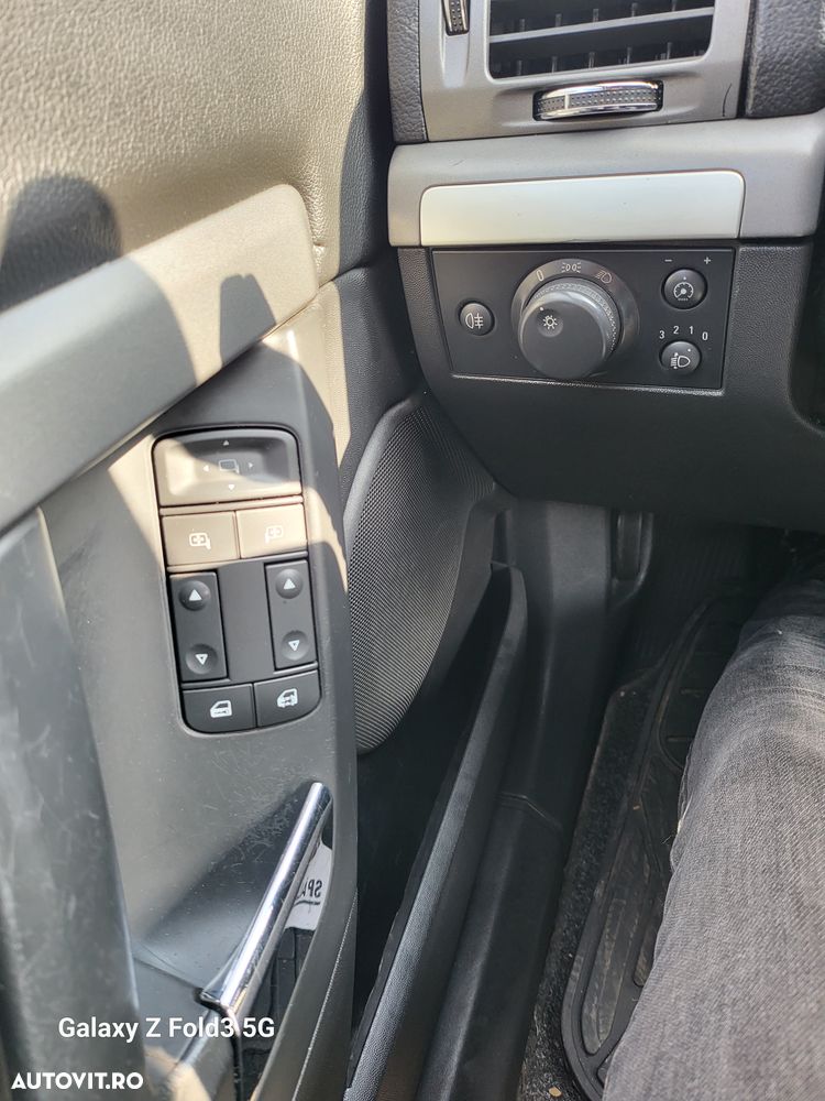 Opel Vectra 1.9 CDTI Cosmo - 8