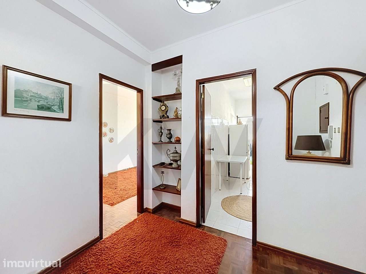 Apartamento T2 com Boa Luz Natural e Marquise | Peniche - Grande imagem: 3/17