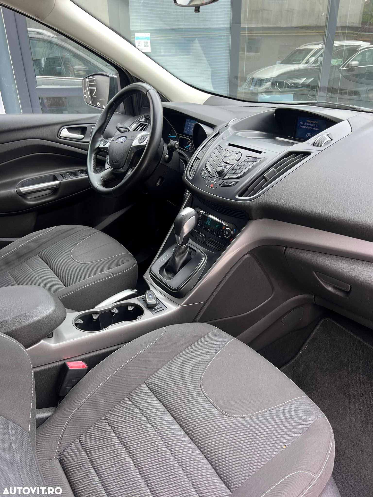 Ford Kuga - 6