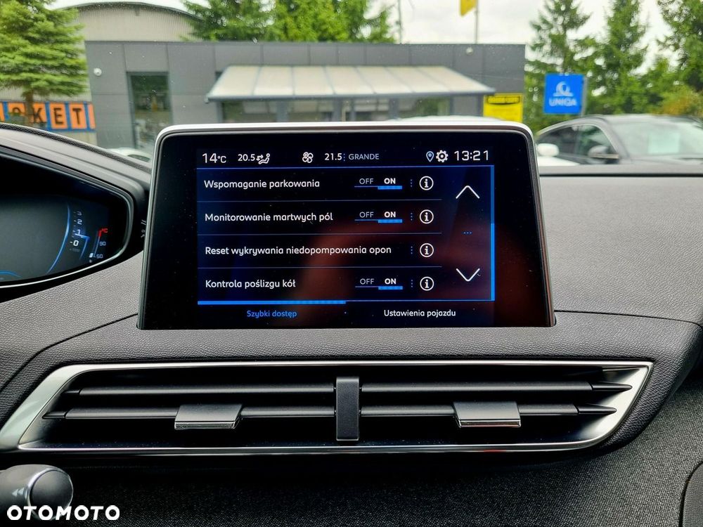 Peugeot 3008 1.5 BlueHDi Allure S&S - 24