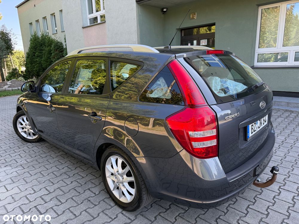 Kia Ceed 2.0 CVVT EX - 15