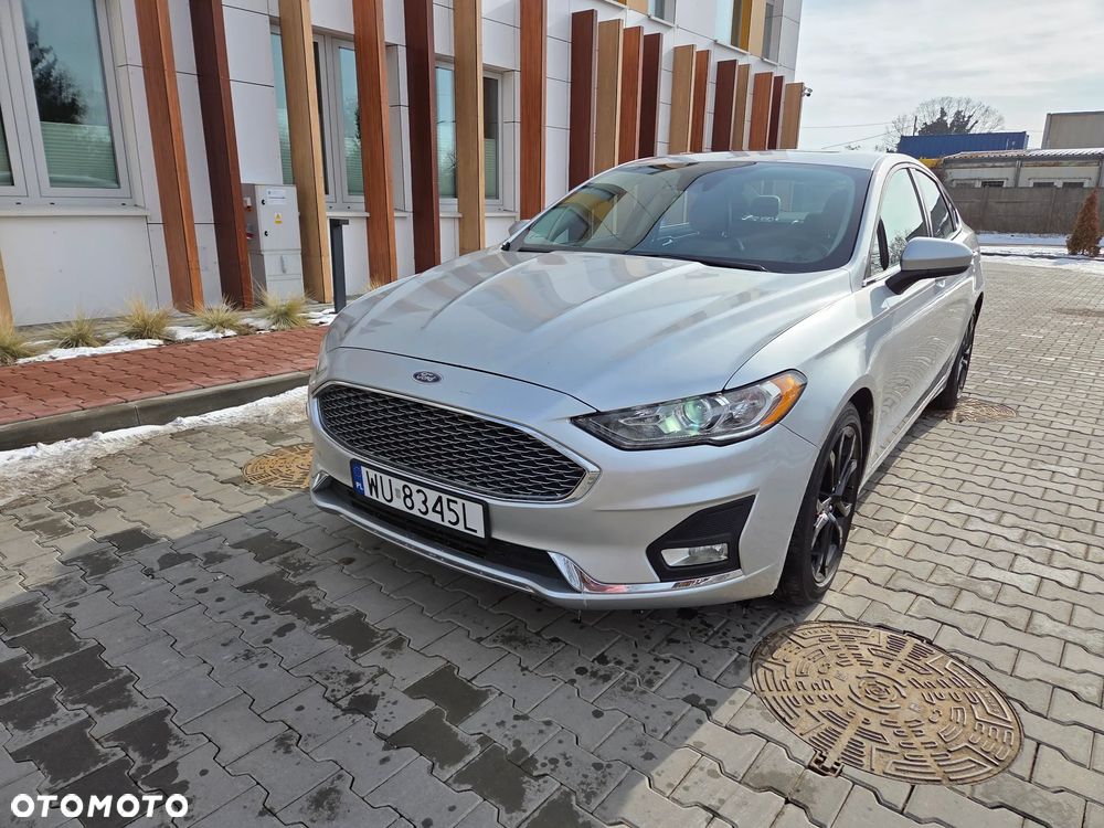 Ford Fusion - 8