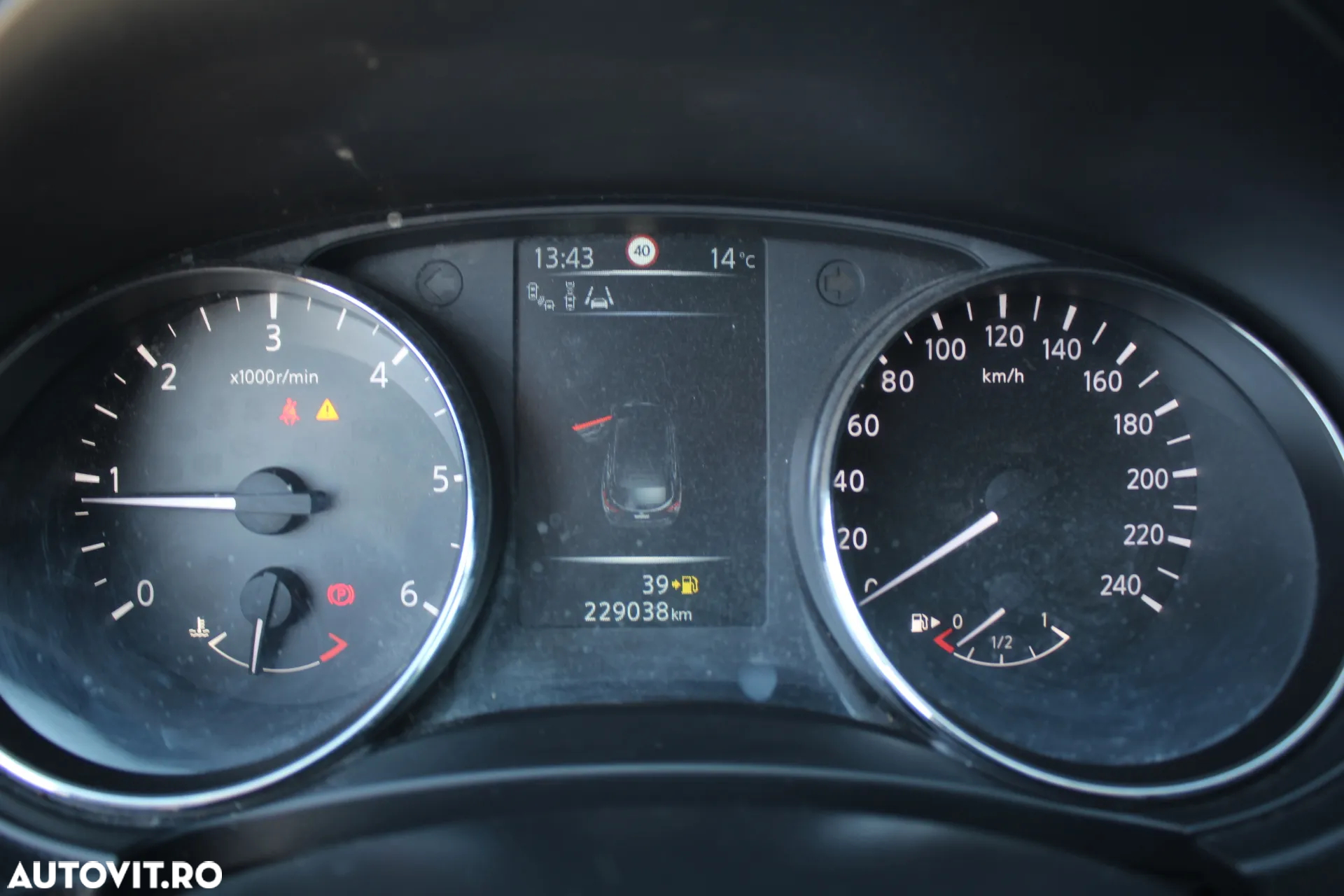 Nissan Qashqai 1.5 DCI Start/Stop Acenta - 22