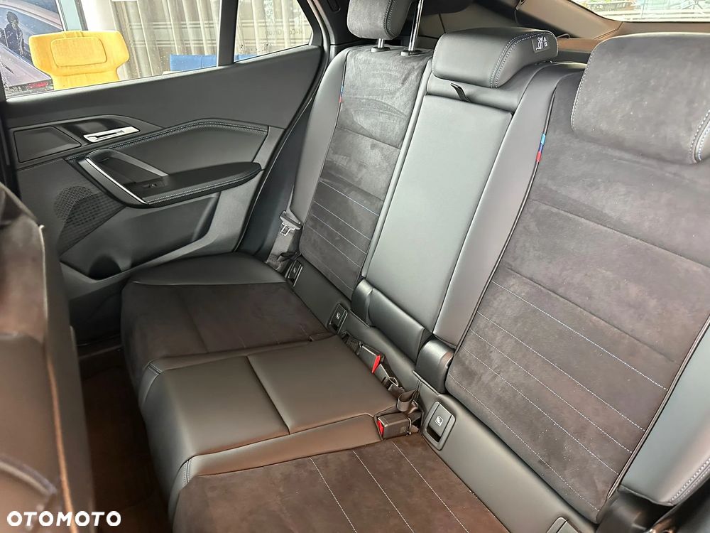 BMW iX2 eDrive20 66.5kWh M Sport Edition - 19