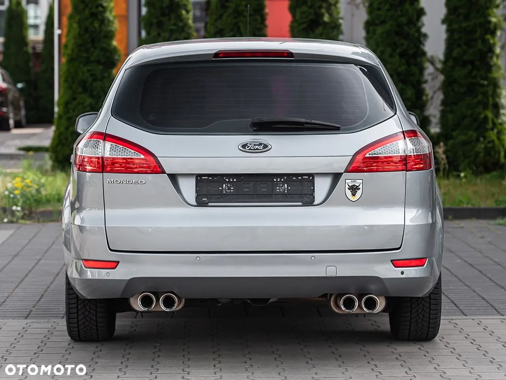 Ford Mondeo 2.5 Black Magic - 11