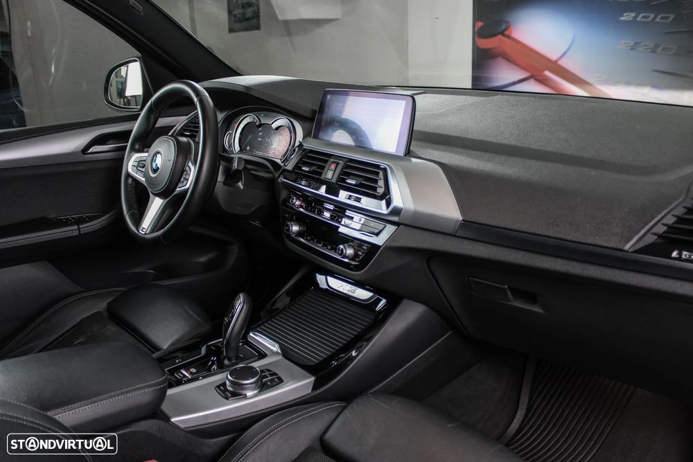 BMW X3 18 d sDrive Ed. L.Style Auto - 31