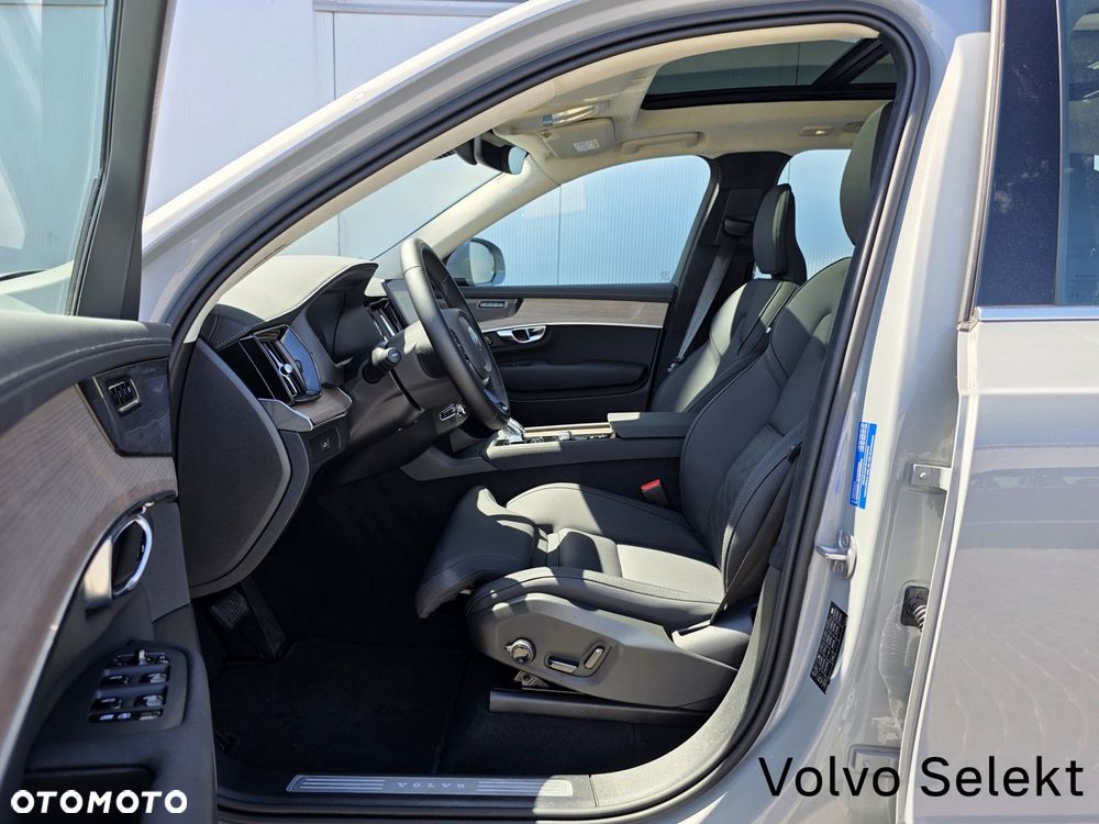 Volvo XC 90 - 12