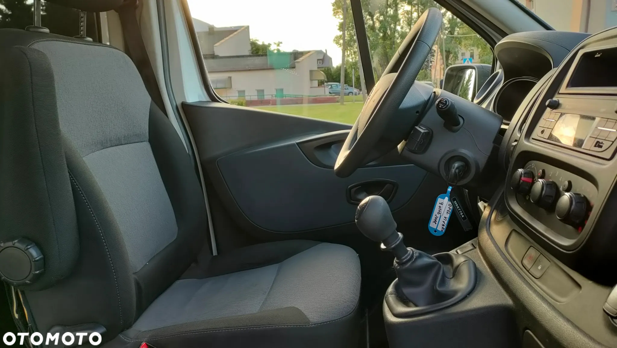 Opel Vivaro 1.6 D (CDTI) L2H1 - 12