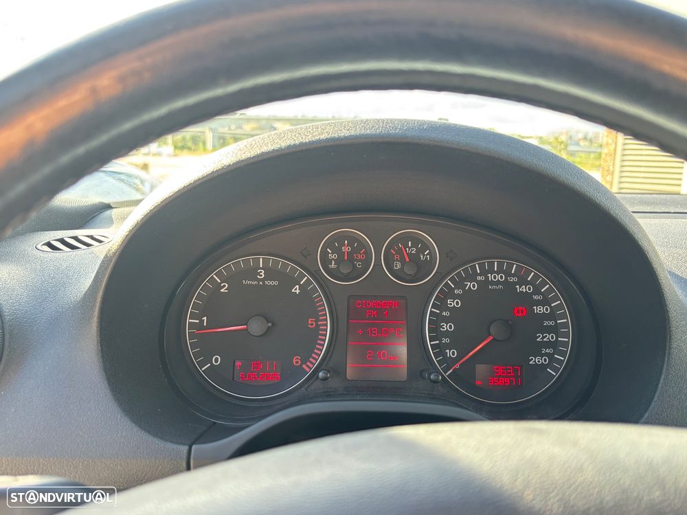 Audi A3 2.0 TDI DPF Ambiente - 7