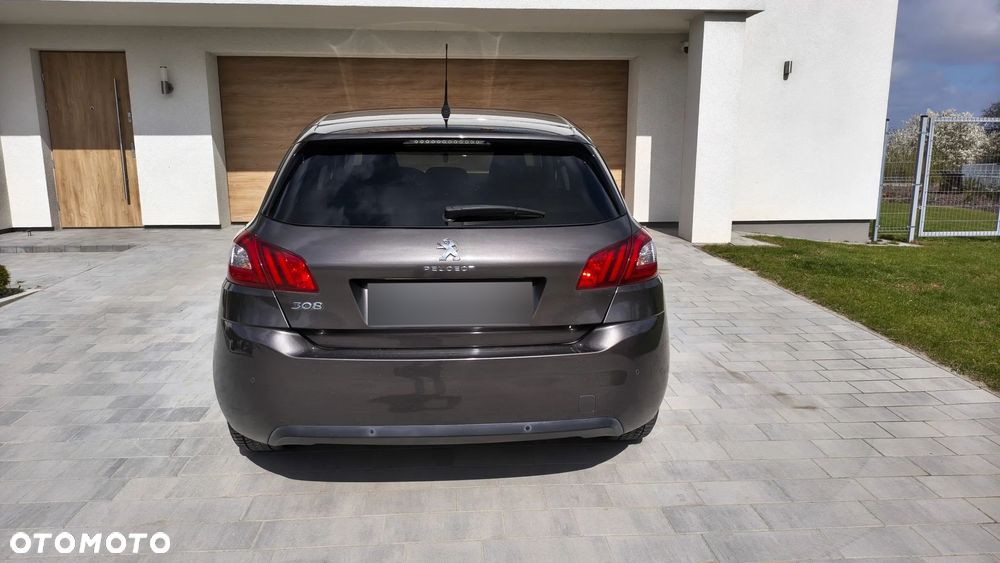 Peugeot 308 1.2 PureTech Style S&S - 4