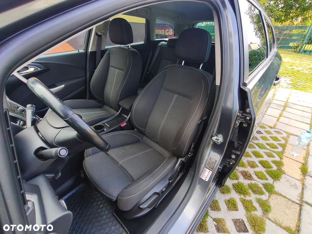 Opel Astra 1.7 CDTI Enjoy - 13