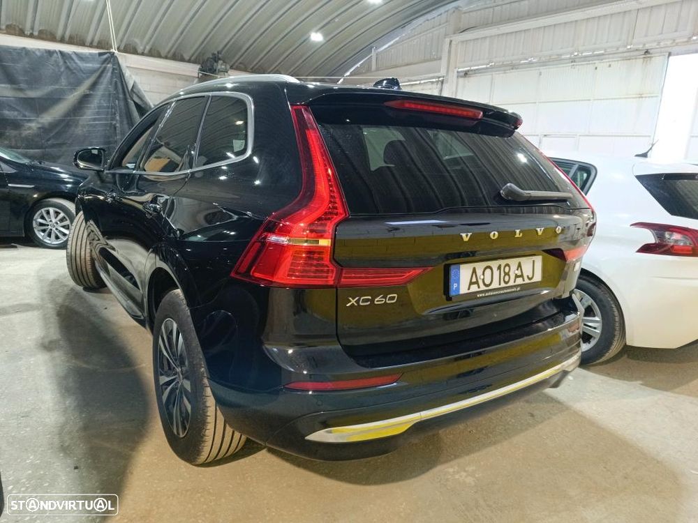 Volvo XC 60 2.0 T6 PHEV Inscription Expression AWD - 2