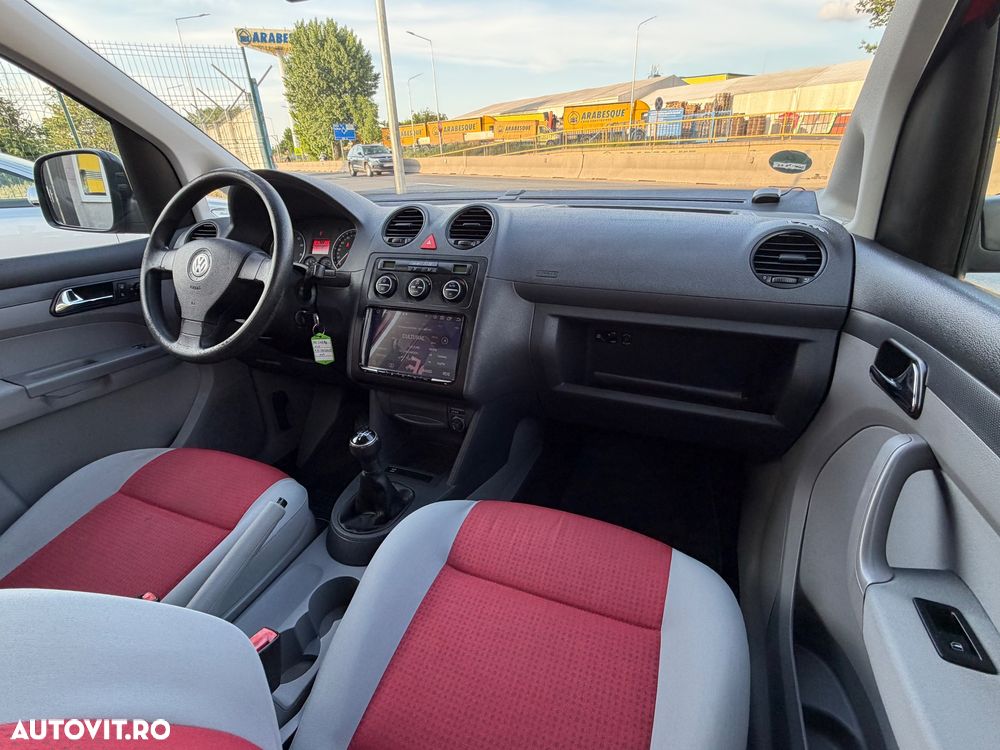 Volkswagen Caddy - 27