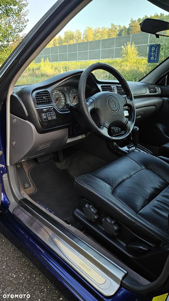 Subaru Legacy - 30