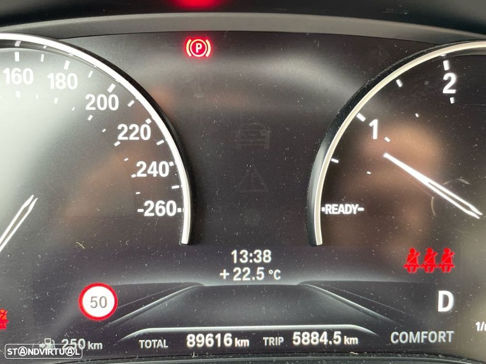 BMW 320 d Line Luxury Purity Auto - 3