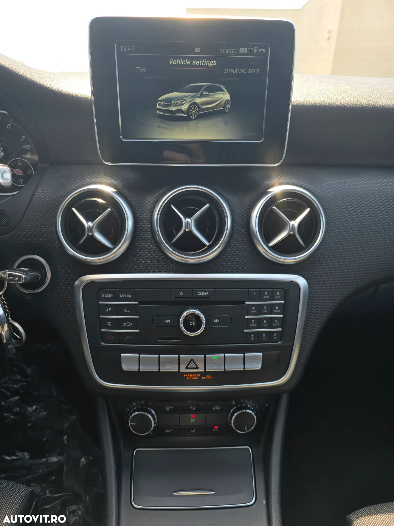 Mercedes-Benz A 160 7G-DCT AMG Line - 8