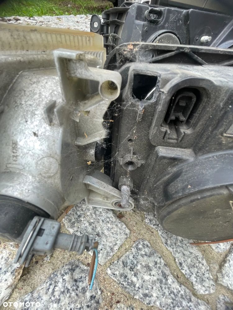 IVECO EUROCARGO STRALIS REFLEKTORY Z KIERUNKOWSKAZAMI - 7