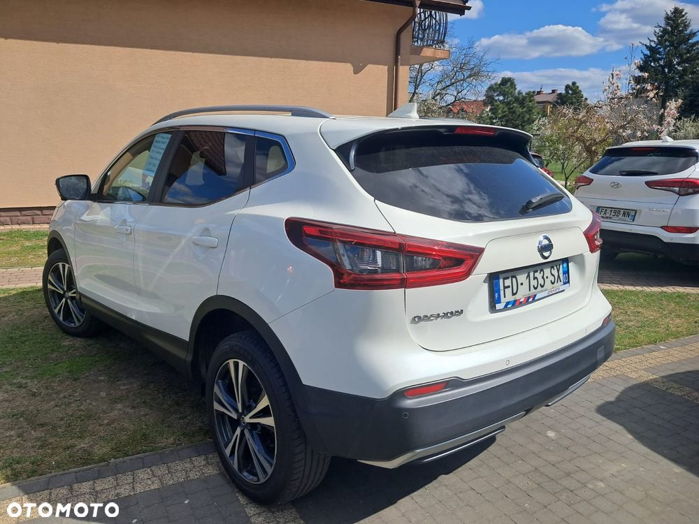 Nissan Qashqai 1.2 DIG-T N-Vision EU6 - 23