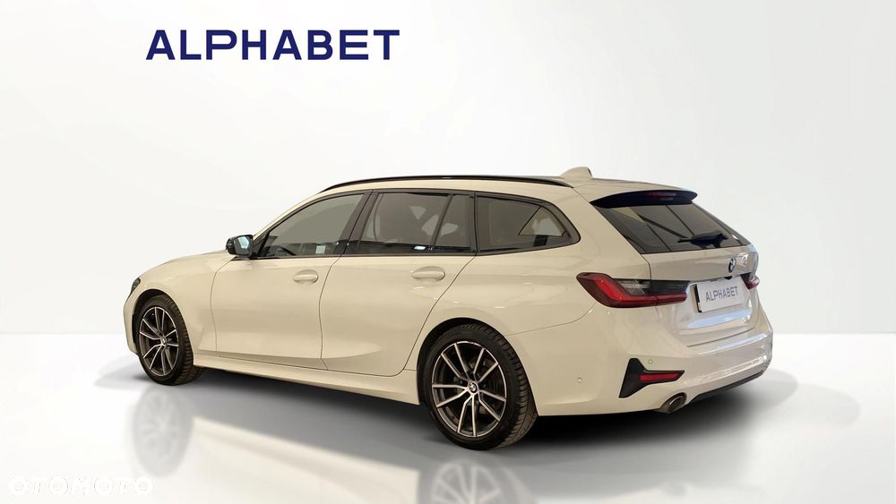 BMW Seria 3 320i Sport Line - 3