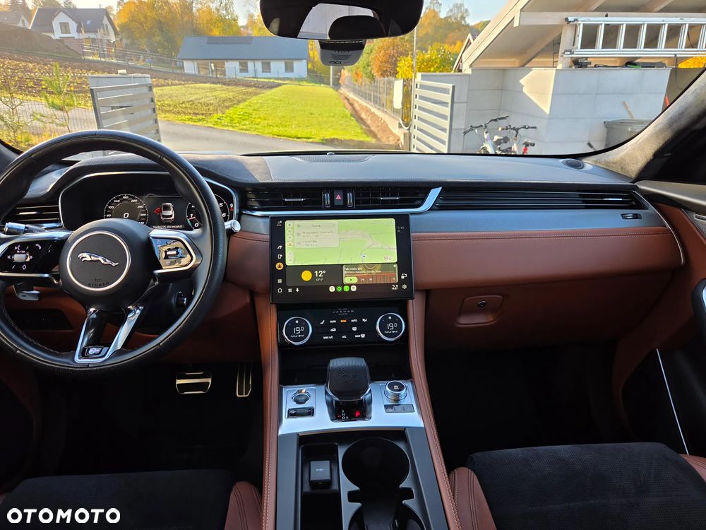 Jaguar F-Pace 5.0 V8 P550 AWD SVR - 18