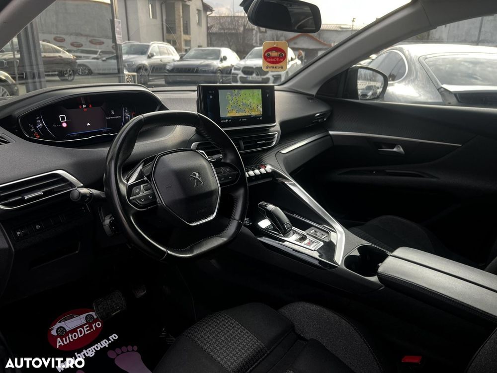 Peugeot 3008 1.2 PureTech 130 EAT8 Allure Pack - 6