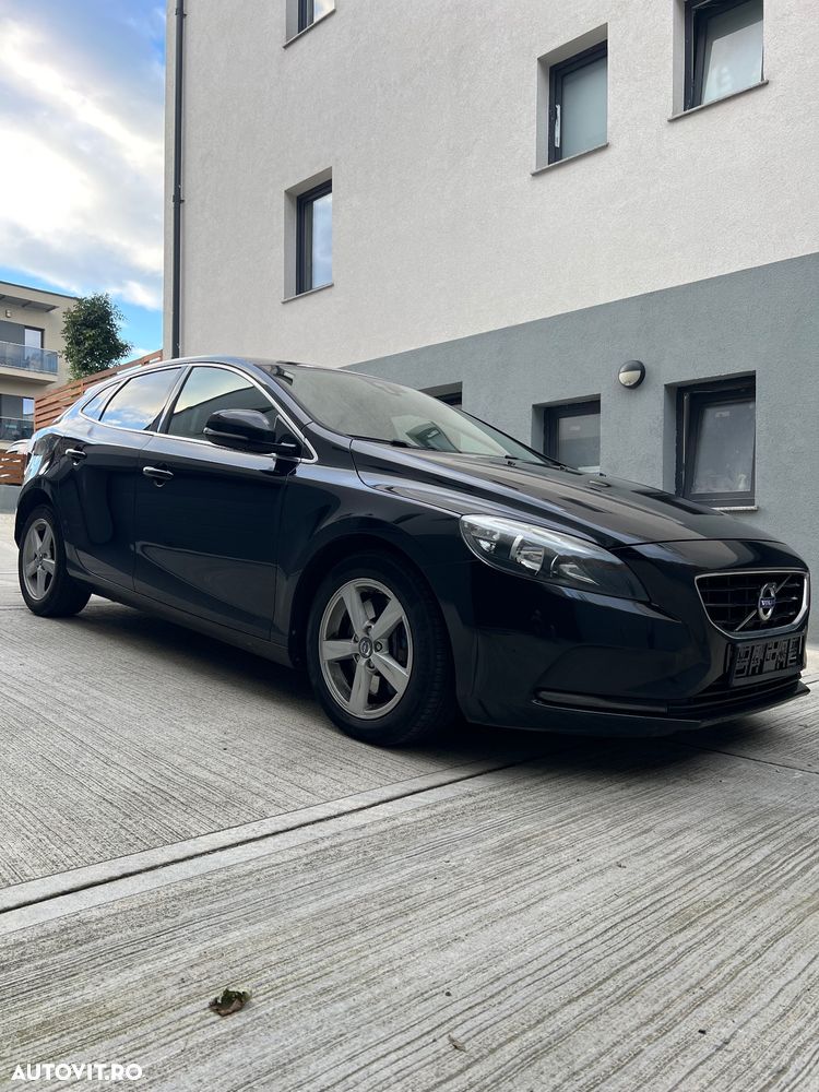 Volvo V40 D4 VEA Momentum - 3