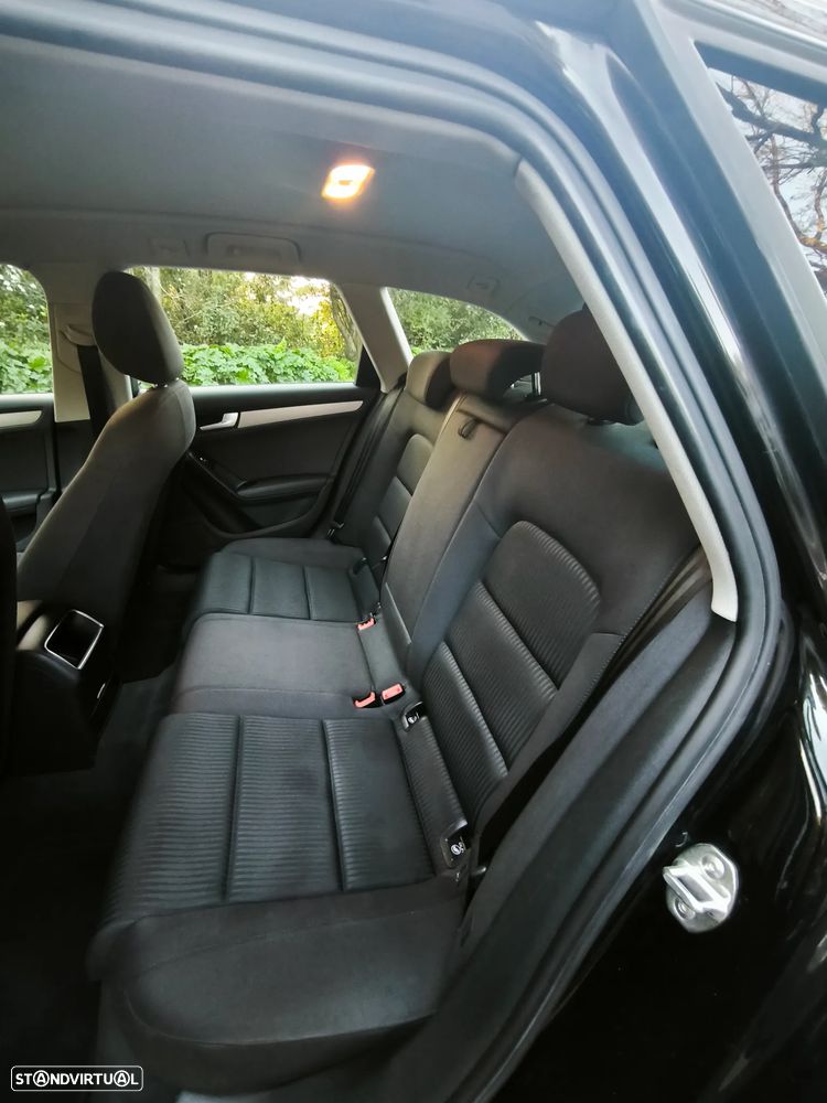 Audi A4 Avant 2.0 TDI DPF multitronic Attraction - 16