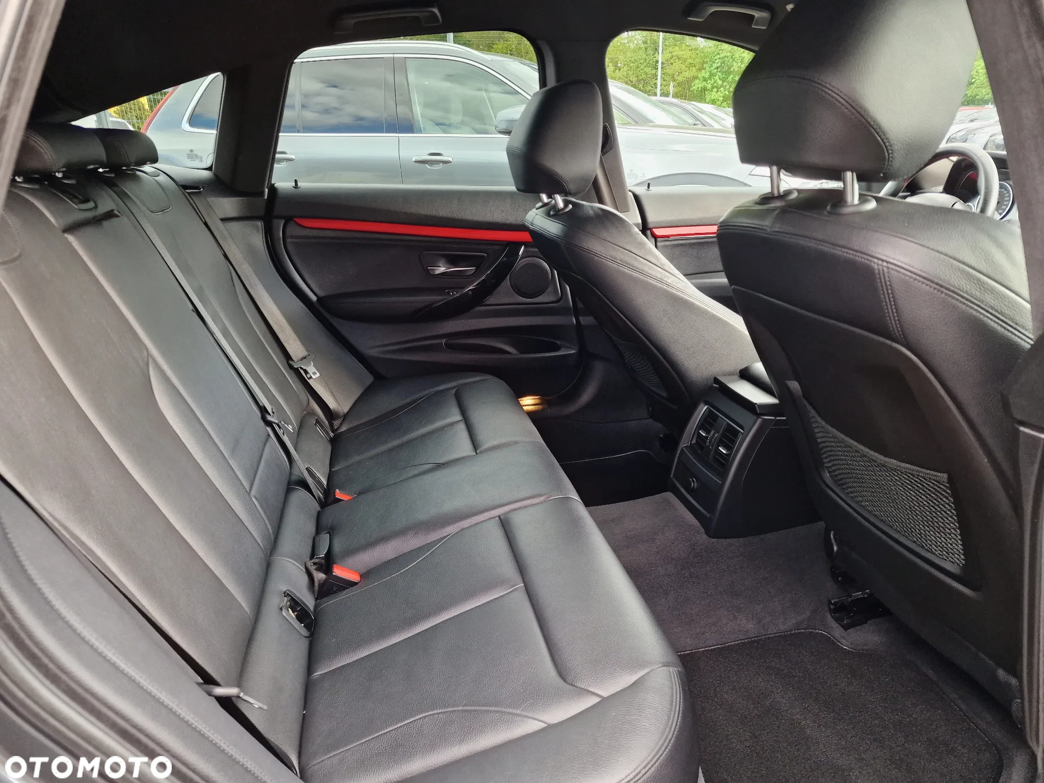 BMW 3GT 320d Sport Line - 24