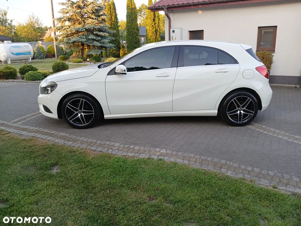 Mercedes-Benz Klasa A 180 BlueEfficiency Edition - 5