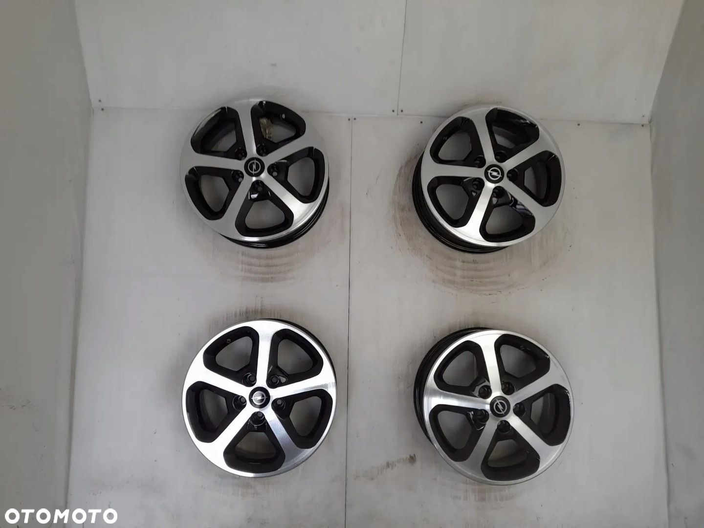 Felgi aluminiowe Opel 60625 6.0" x 16" 5x110 ET44 - 1