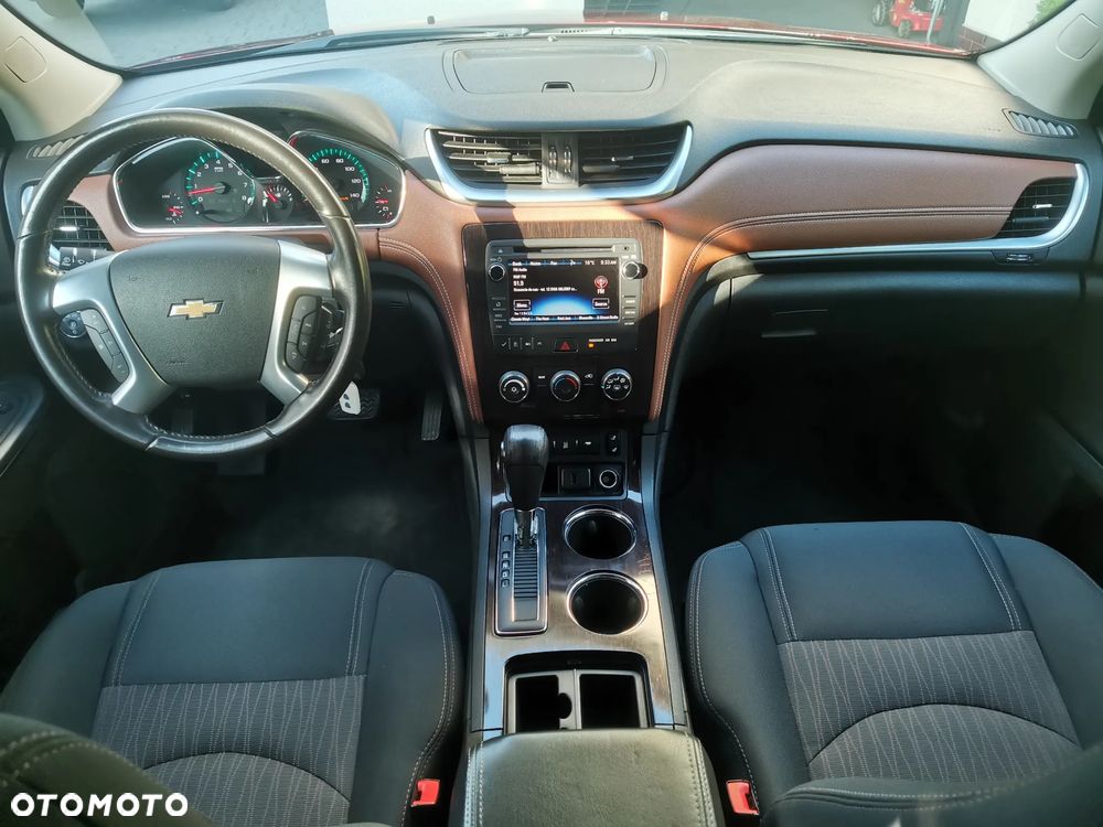 Chevrolet Traverse - 24