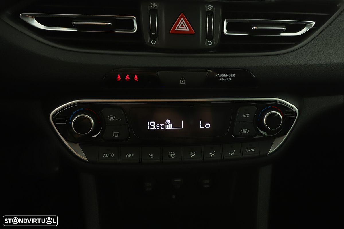 Hyundai i30 SW 1.0 T-GDi Style Plus - 11