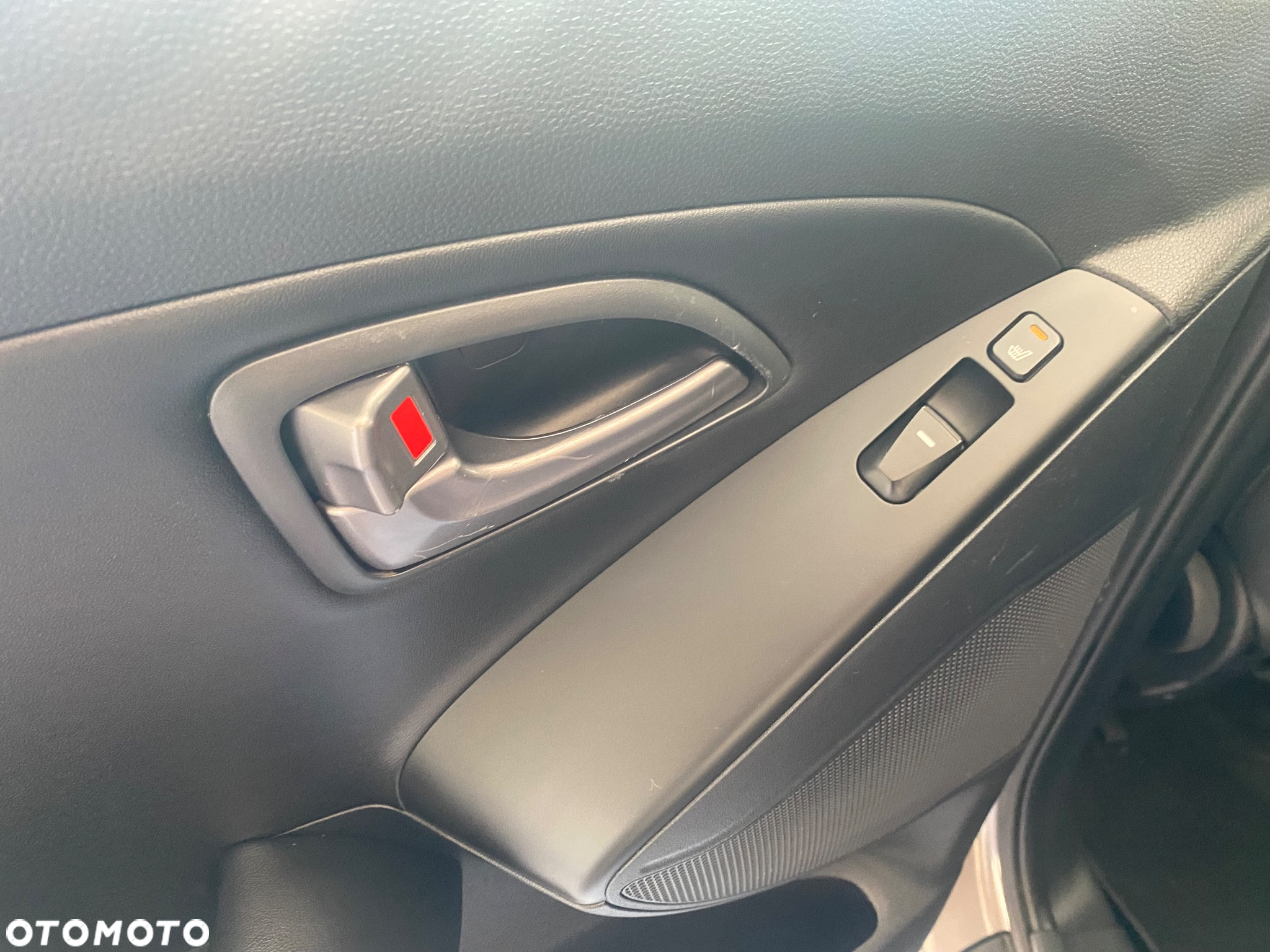 Hyundai ix35 2.0 CRDi 4WD Automatik Fifa World Cup Gold Edition - 19