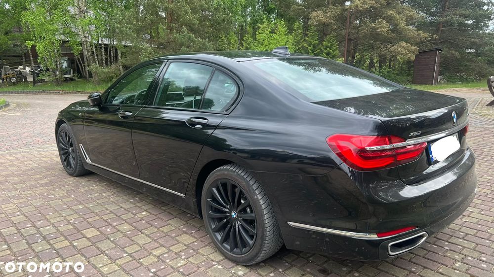BMW Seria 7 750d xDrive - 6