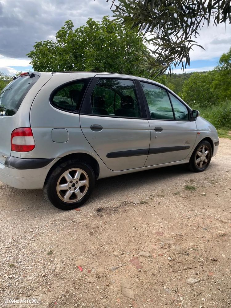 Renault Scénic 1.4 16V - 3