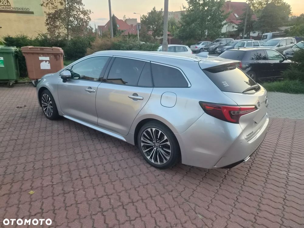 Toyota Corolla 2.0 Hybrid Comfort - 7