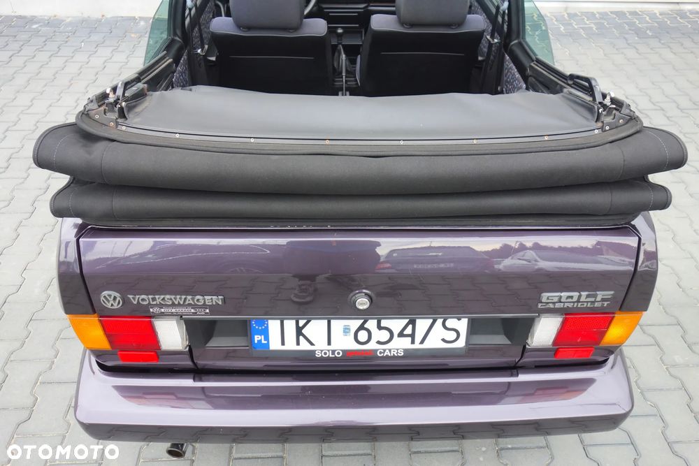 Volkswagen Golf Cabrio 1.8 GL - 12