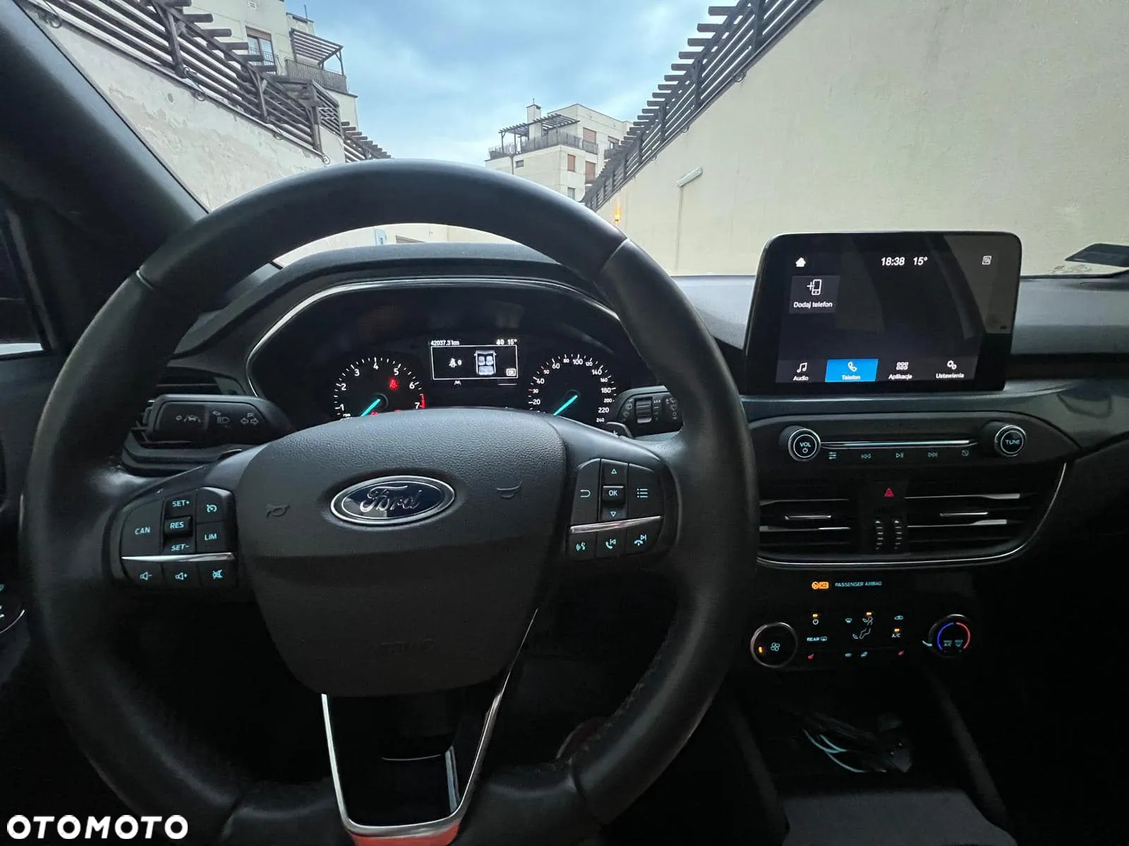 Ford Focus - 8