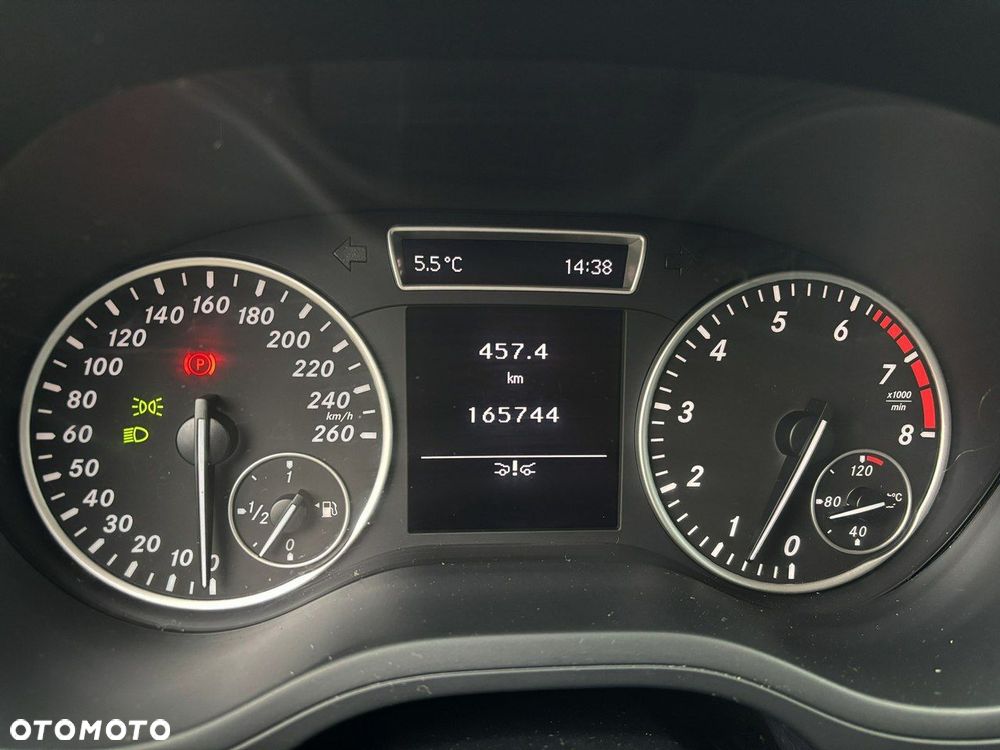 Mercedes-Benz Klasa B 180 Style - 16