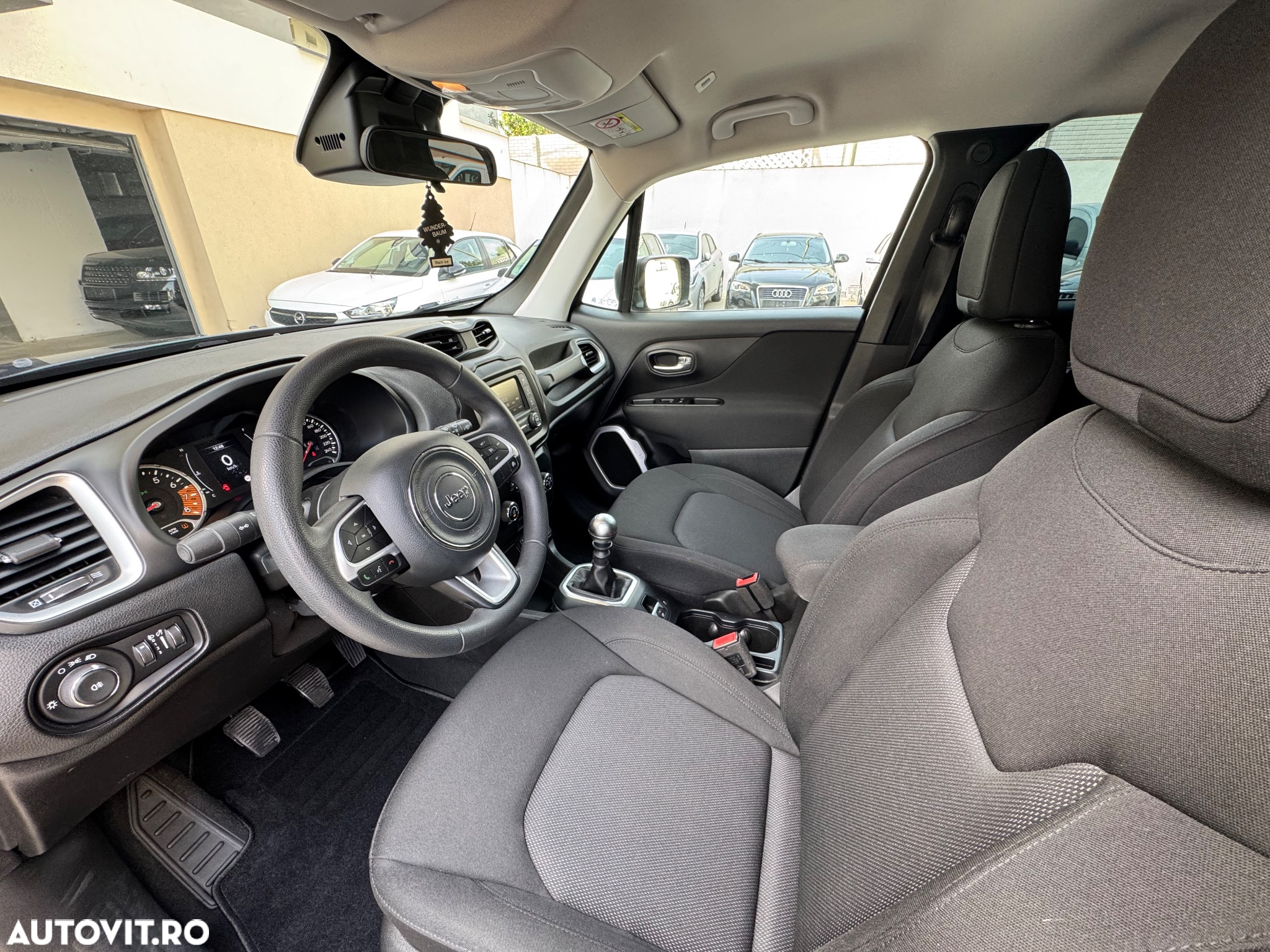 Jeep Renegade - 9