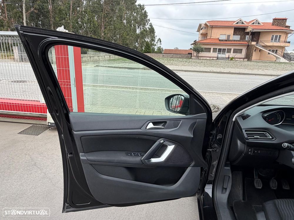 Peugeot 308 SW 1.6 BlueHDi Active - 21
