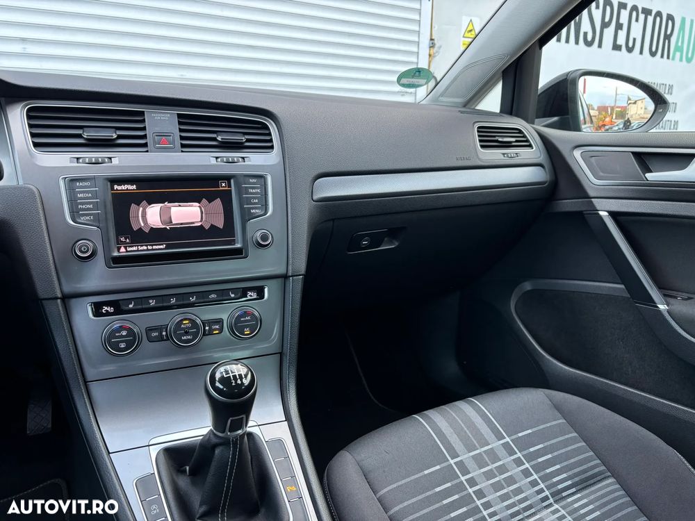 Volkswagen Golf 1.2 TSI BlueMotion Technology Lounge - 23