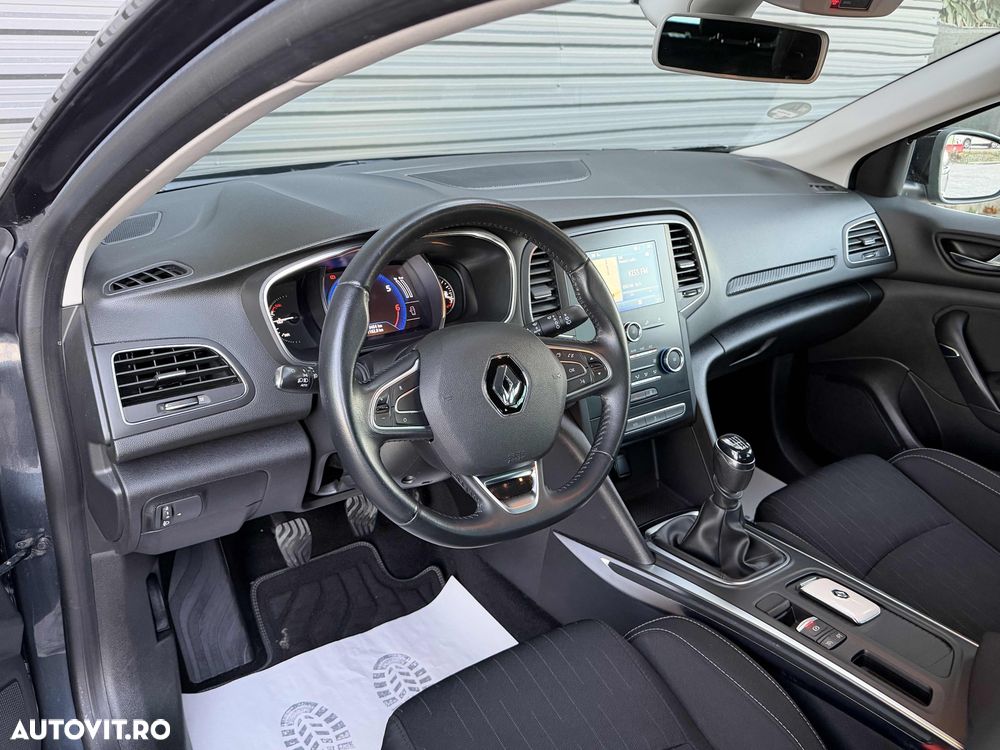 Renault Megane TCe GPF Limited - 11