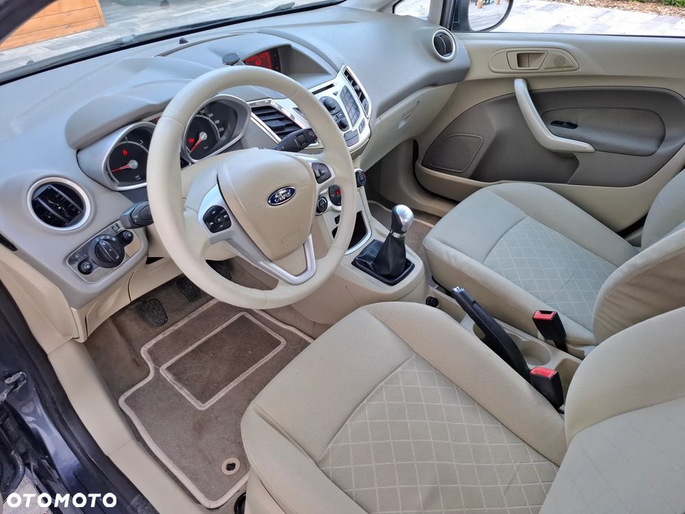 Ford Fiesta 1.25 Titanium - 8