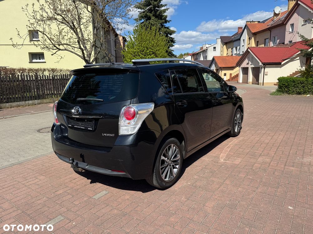 Toyota Verso - 5
