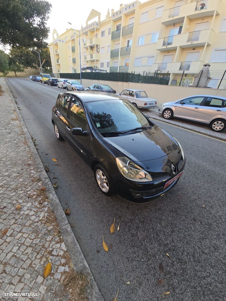 Renault Clio 1.2 16V Dynamique S - 33