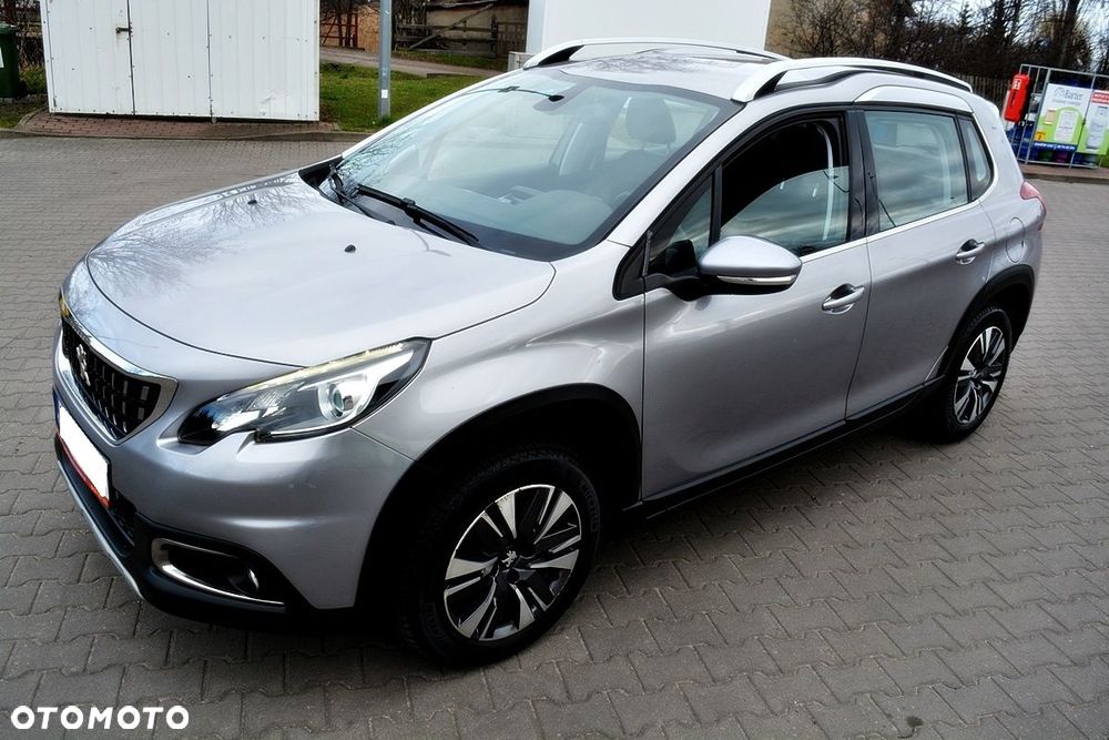 Peugeot 2008 PureTech 110 GPF Stop&Start EAT6 Allure - 17