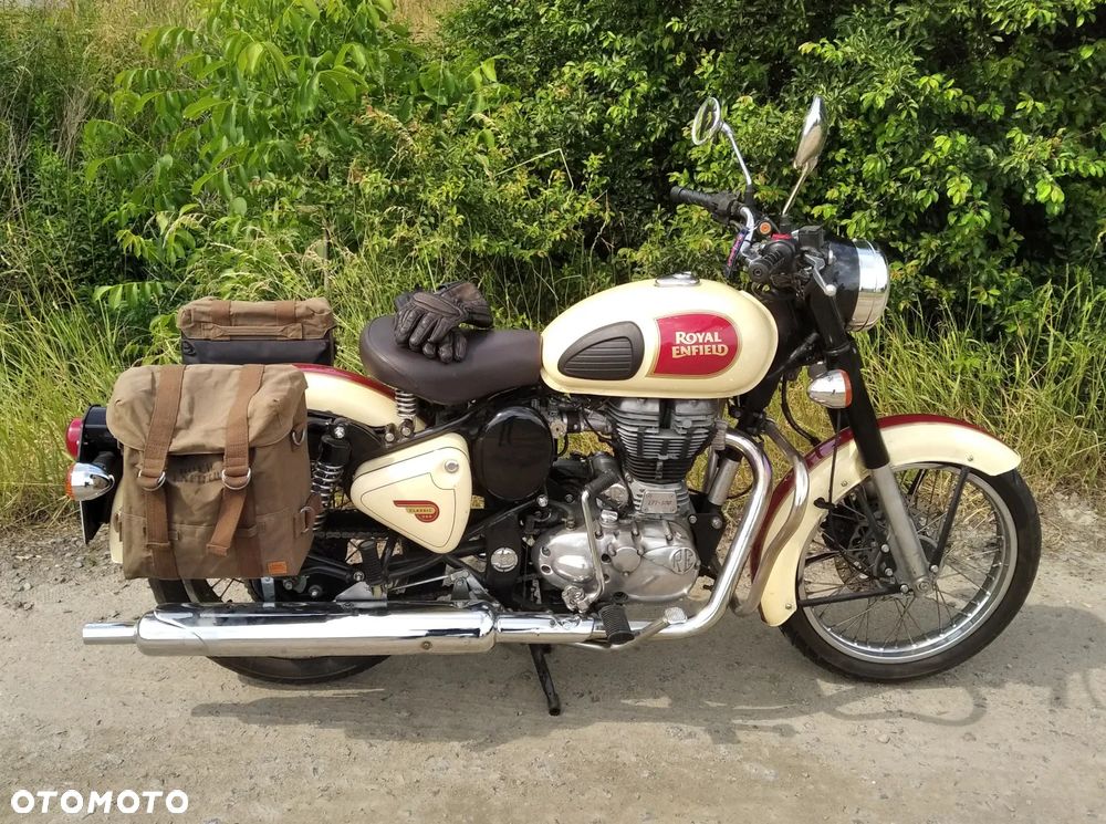 Royal Enfield Classic - 4
